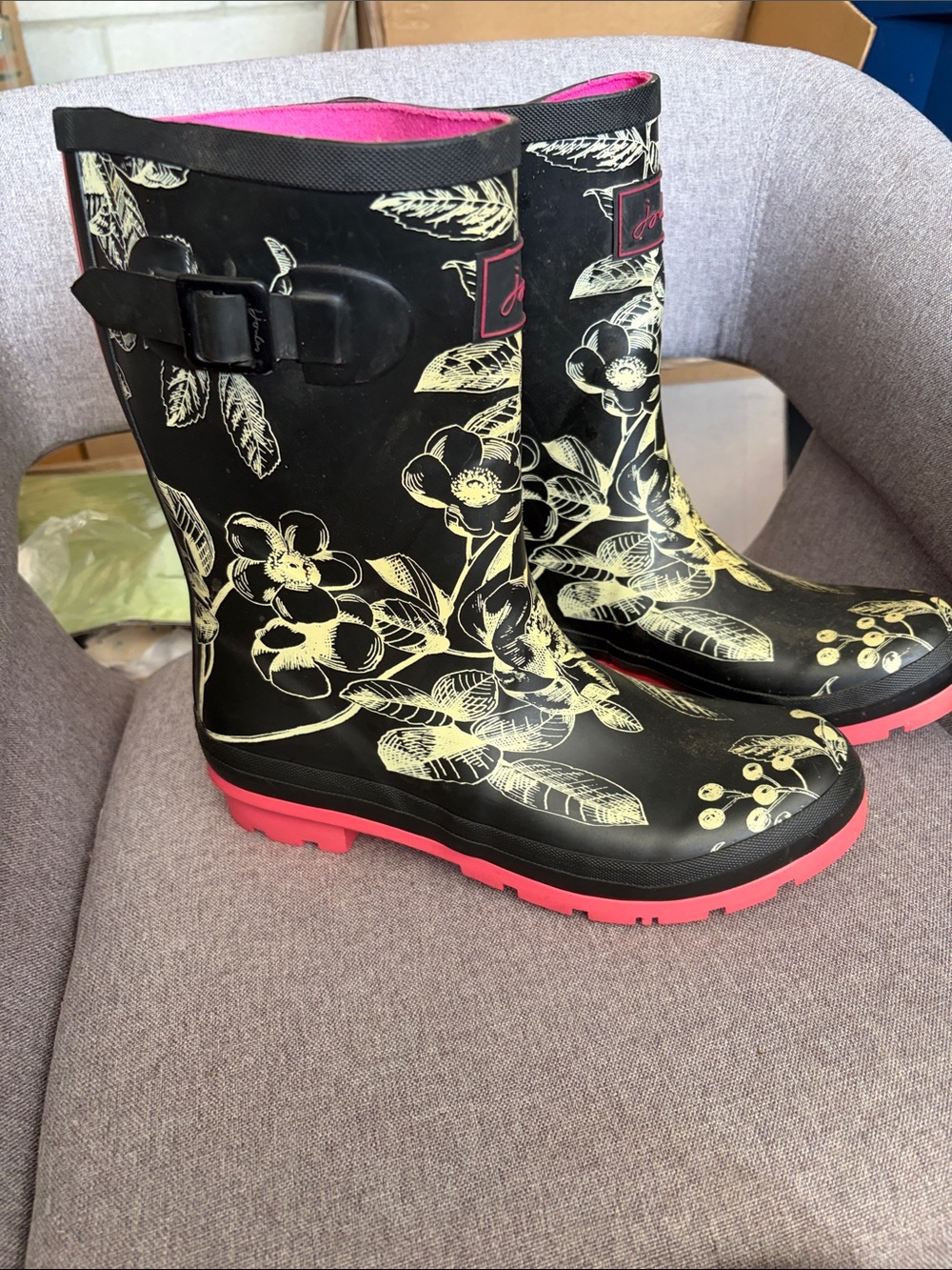 Women’s Joule’s Molly Black Floral Rain Boots with Pink Trim
